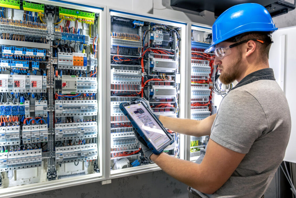 Instalações elétricas comerciais em Diadema: dimensionamento, segurança e eficiência energética